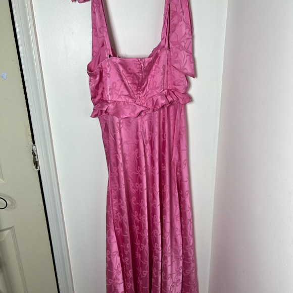 Trixxi Pink Bow Strap Maxi Dress Medium NWT Francesca’s $60 - Picture 7 of 8